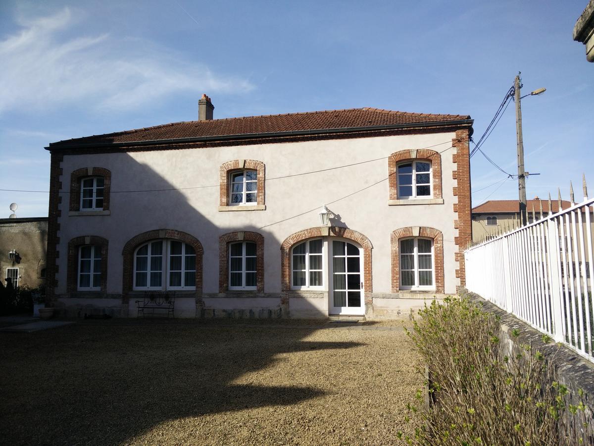 Chateau Mesny Vic-sur-Seille Exterior foto